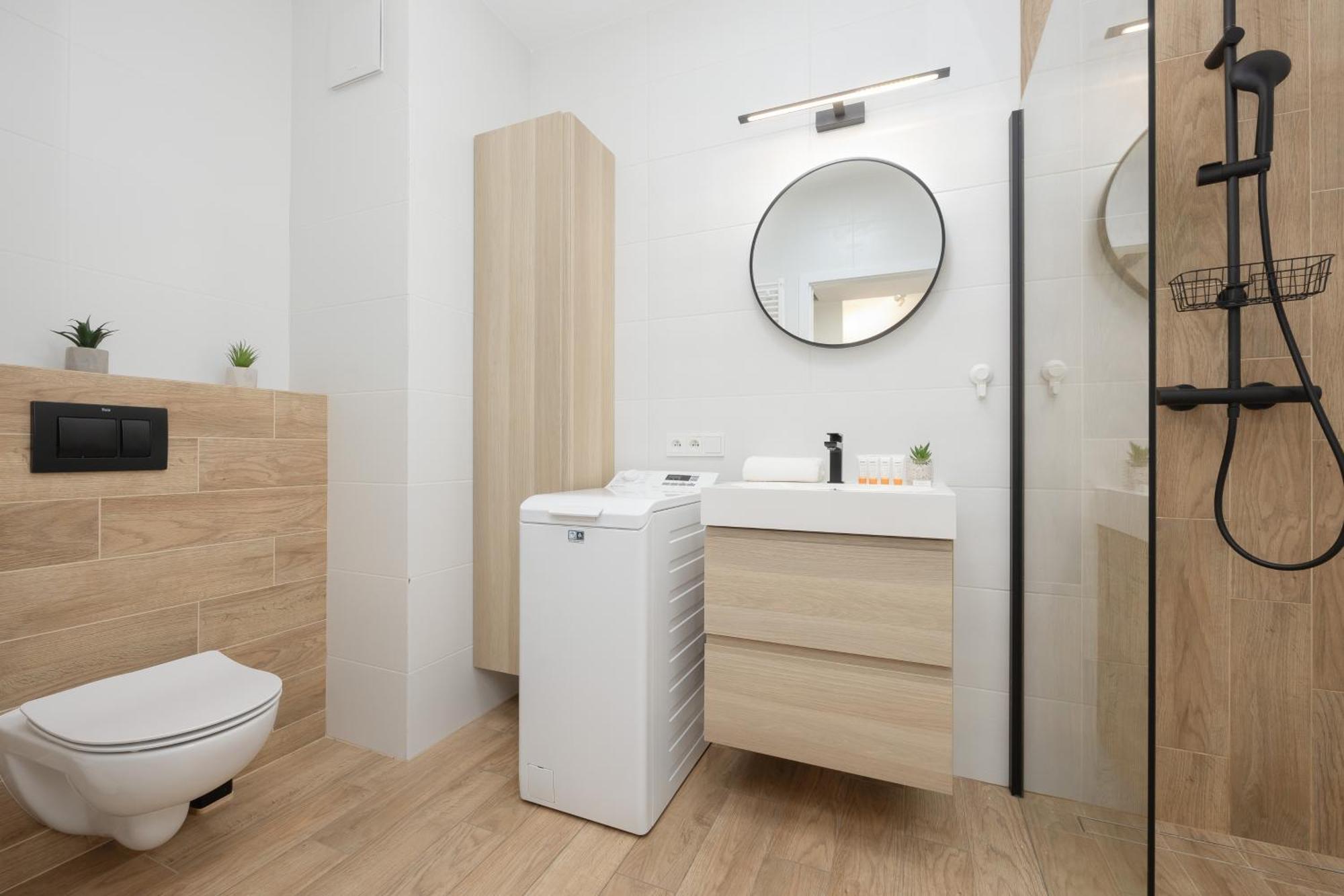 Srodmiescie Warsaw Muranow Apartments With Parking By Noclegi Renters Esterno foto